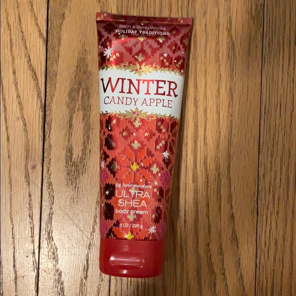 Winter candy apple body cream